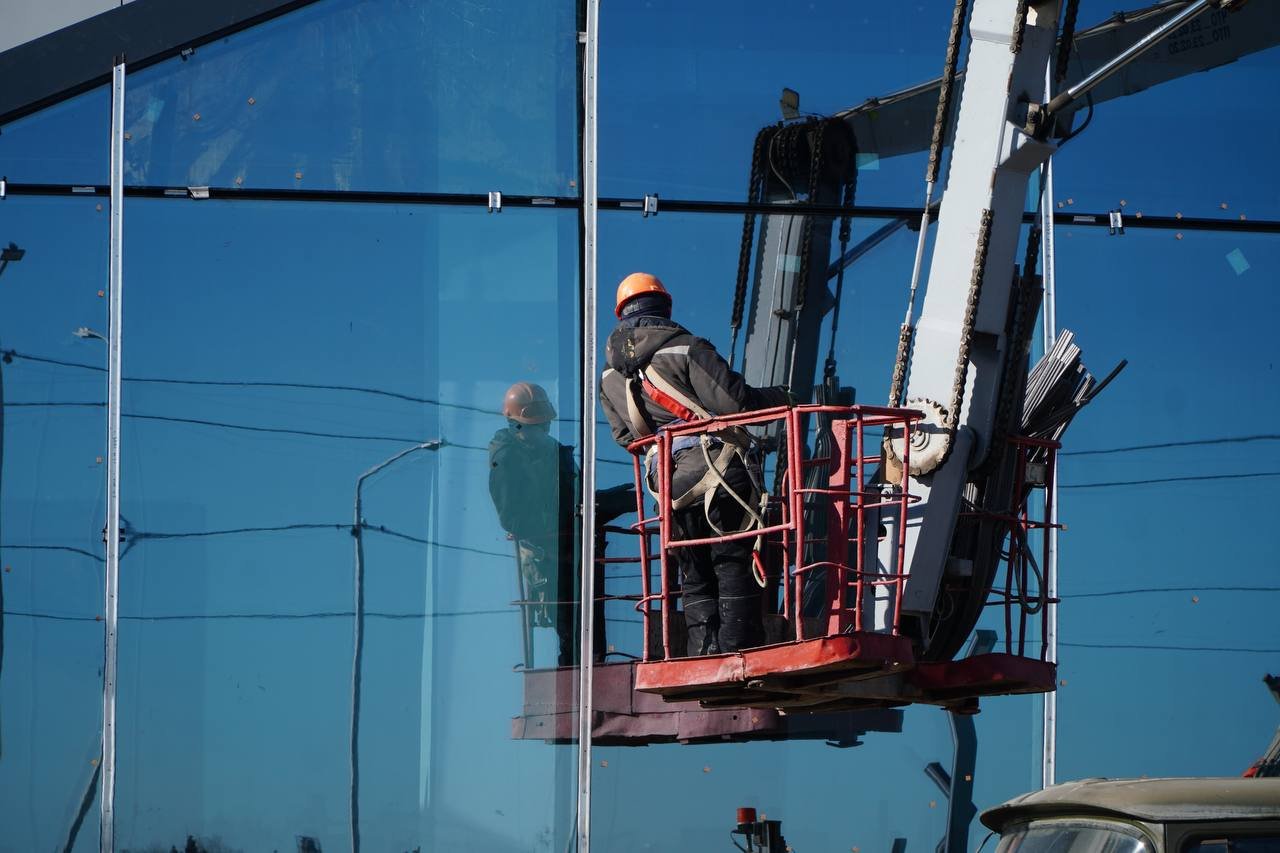 Строительство спорткомплекса