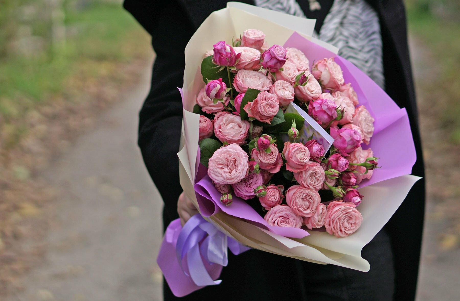 доставка цветов по Киеву, доставка цветов от Kvitochka